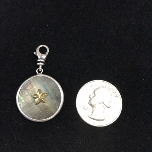 Silpada Sterling and Shell Reversible Star Disc Charm - Picture 5 of 7